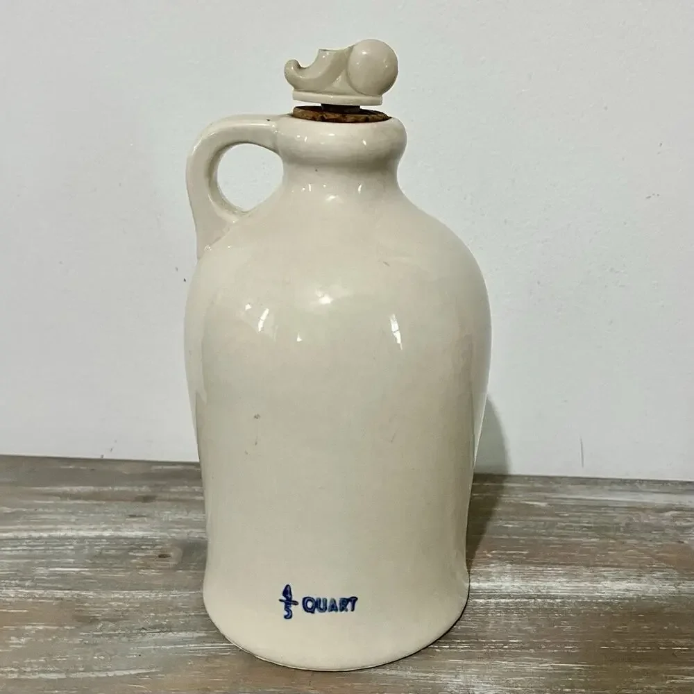 Vintage Henry McKenna Sour Mash Bourbon Beige Ceramic Jug Liquor Bottle w/ Cork